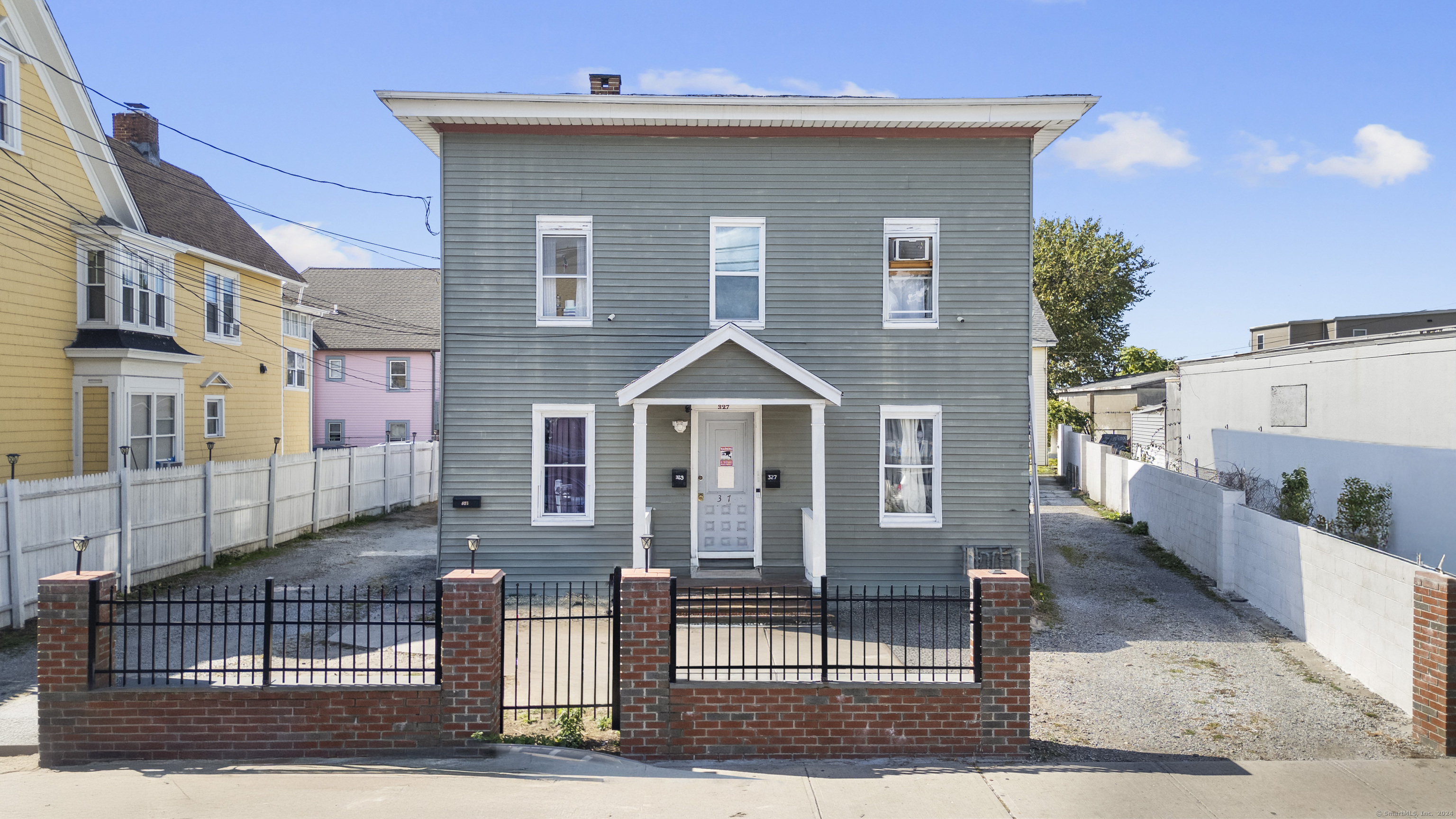 William Street, Bridgeport, Connecticut - 12 Bedrooms  
6 Bathrooms  
22 Rooms - 