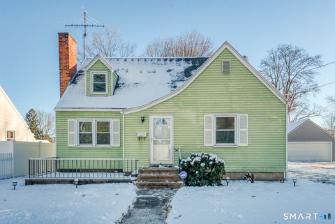 523 Adams Street Manchester CT 06040