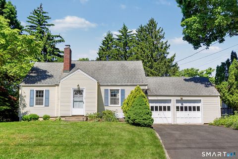 Photo of 10 Koger Road, Trumbull, CT 06611 (MLS # 24183481)