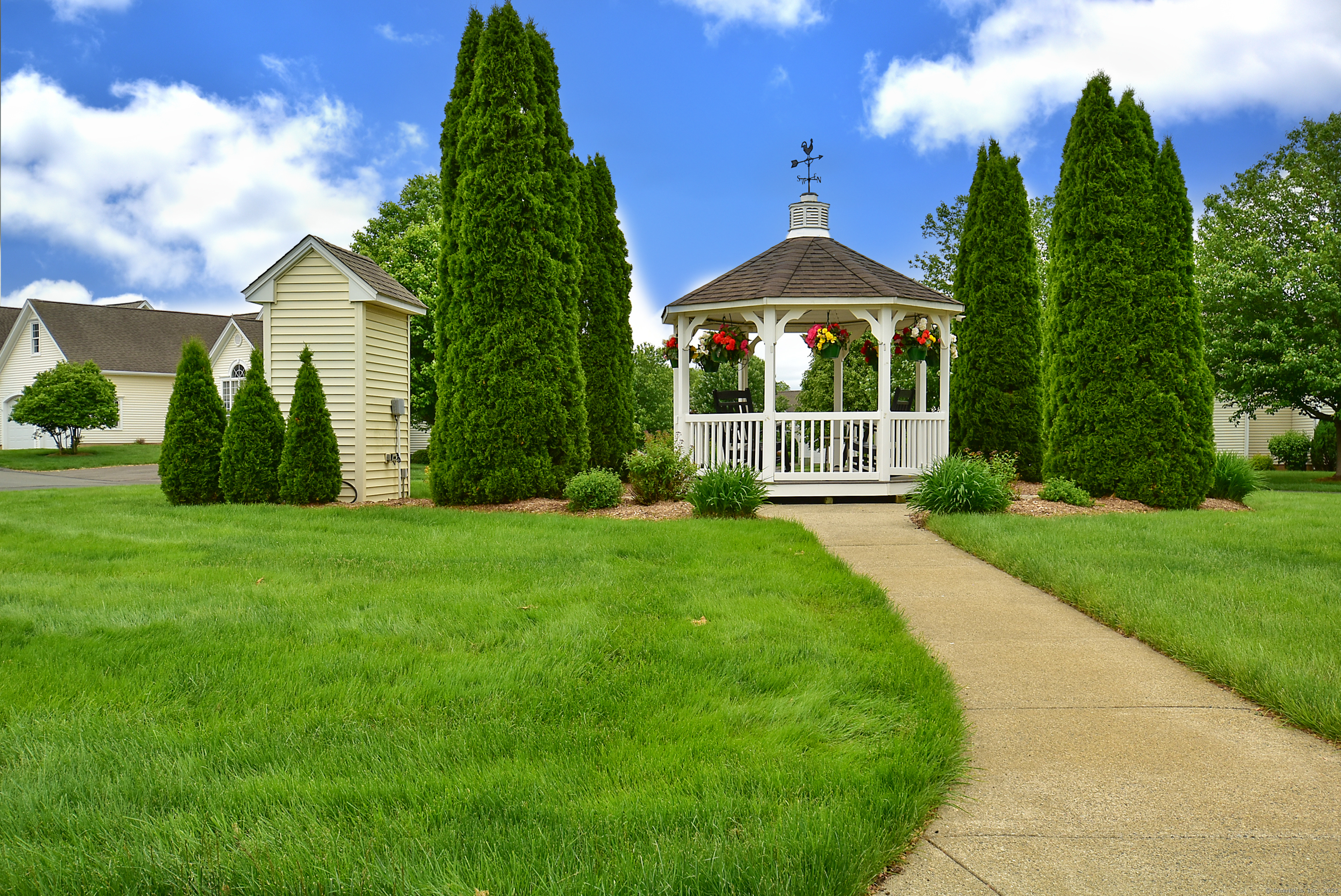 10 Dewberry Way #10, Suffield, Connecticut image 25