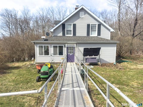 Homes For Sale - 495 New London Road<br/> Colchester, CT 06415