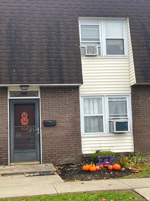 8 Roma Street Unit 8, East Haven, CT 06512 - #: 24136281