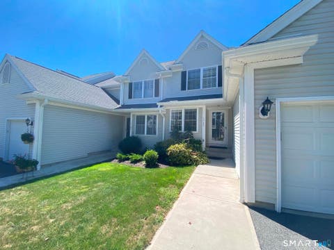 Photo of 1705 Revere Road #1705, Danbury, CT 06811 (MLS # 24197403)