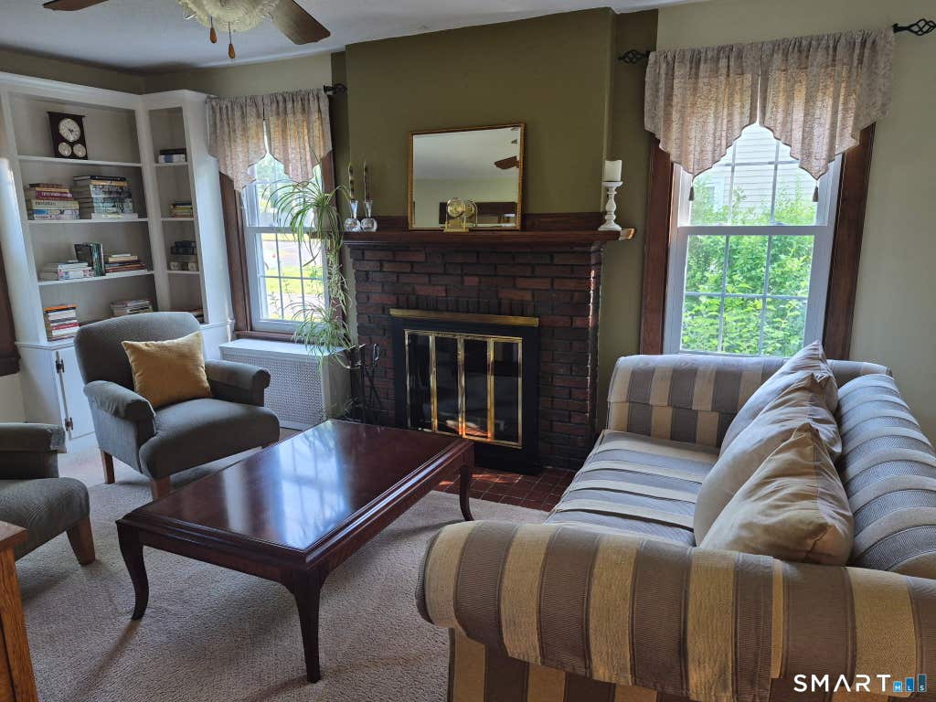 Photo of 7 Usher Avenue, Plainville, CT 06062 (MLS # 24183433)