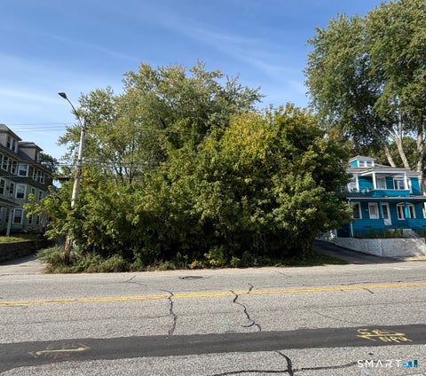 Photo of 110 N Main Street, Norwich, CT 06360 (MLS # 24210355)