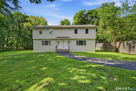 Photo of 66 Jefferson Avenue, Danbury, CT 06810 (MLS # 24214318)
