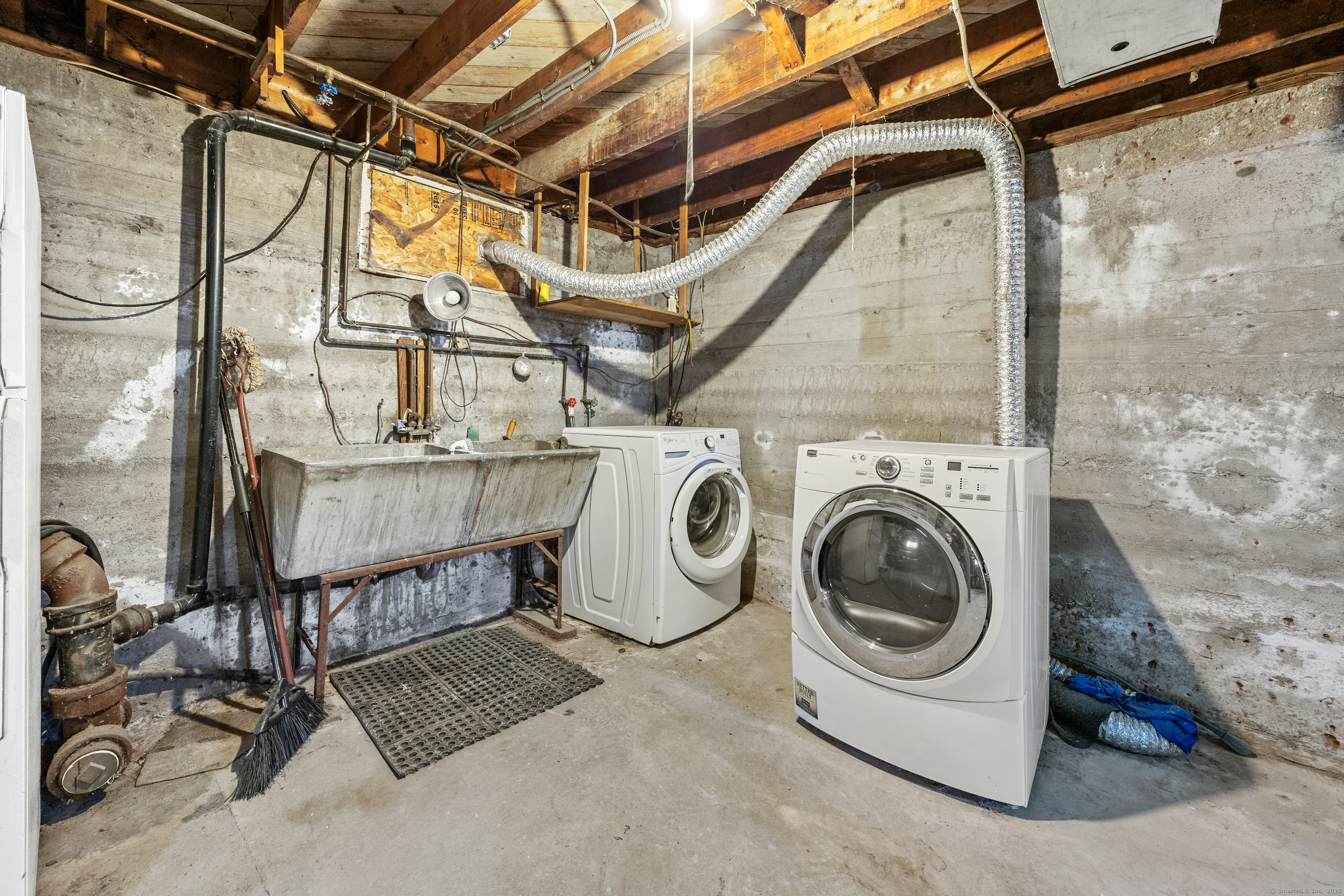 177 Hartford Avenue, East Granby, Connecticut image 27