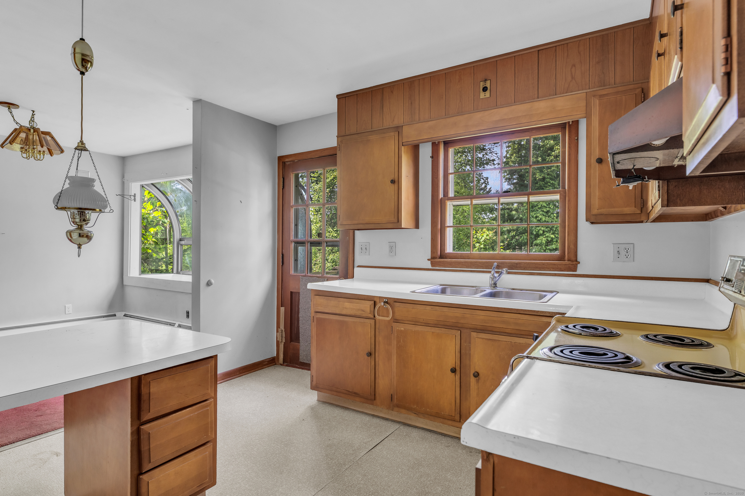 52 Milford Road, Guilford, Connecticut image 5