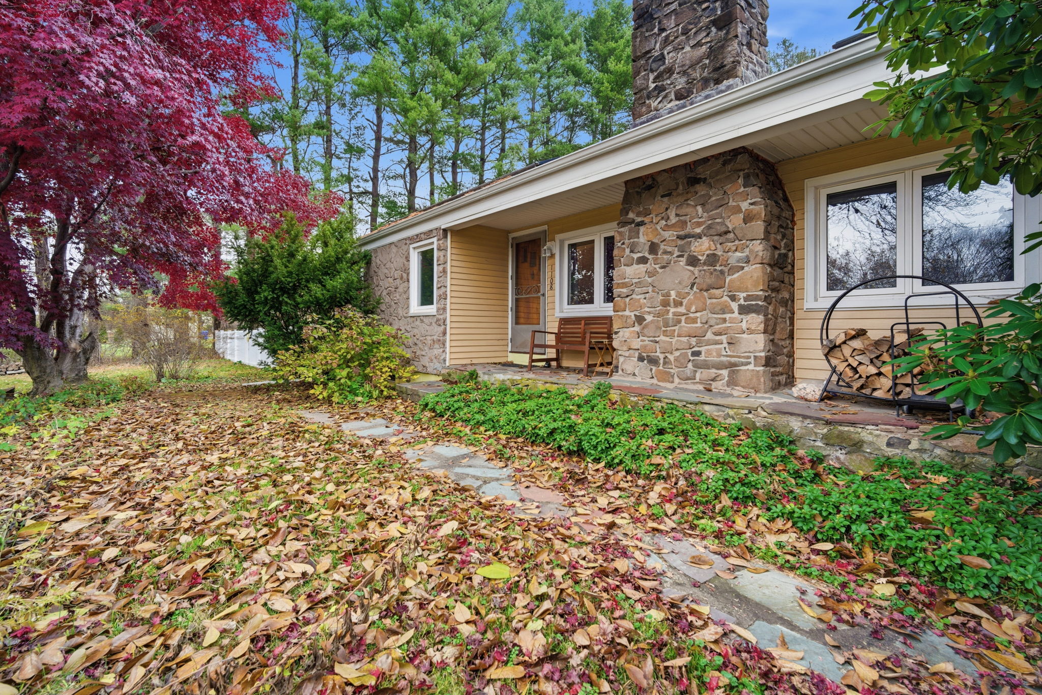 Rocky Hill, Connecticut 06067, United States, 4 Bedrooms Bedrooms, ,3 BathroomsBathrooms,Residential,Active,246857