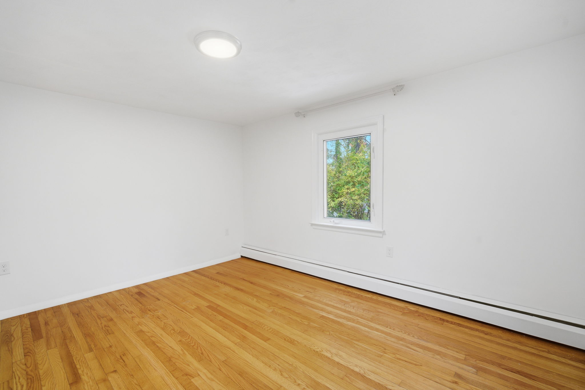 Rocky Hill, Connecticut 06067, United States, 4 Bedrooms Bedrooms, ,3 BathroomsBathrooms,Residential,Active,246857