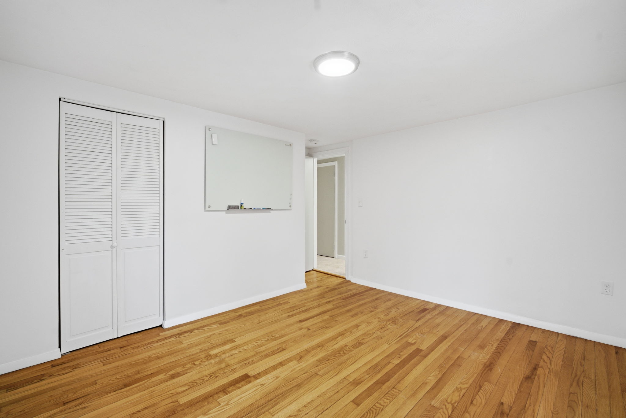 Rocky Hill, Connecticut 06067, United States, 4 Bedrooms Bedrooms, ,3 BathroomsBathrooms,Residential,Active,246857