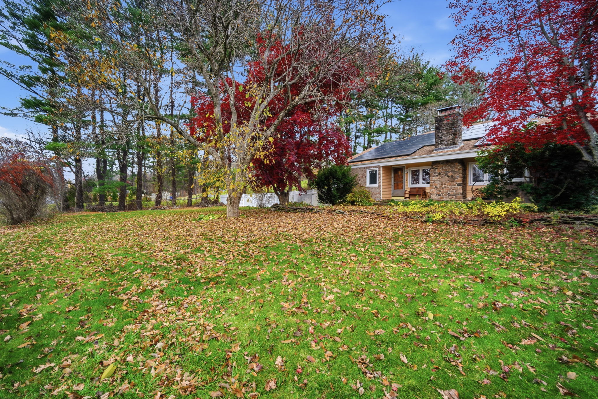 Rocky Hill, Connecticut 06067, United States, 4 Bedrooms Bedrooms, ,3 BathroomsBathrooms,Residential,Active,246857