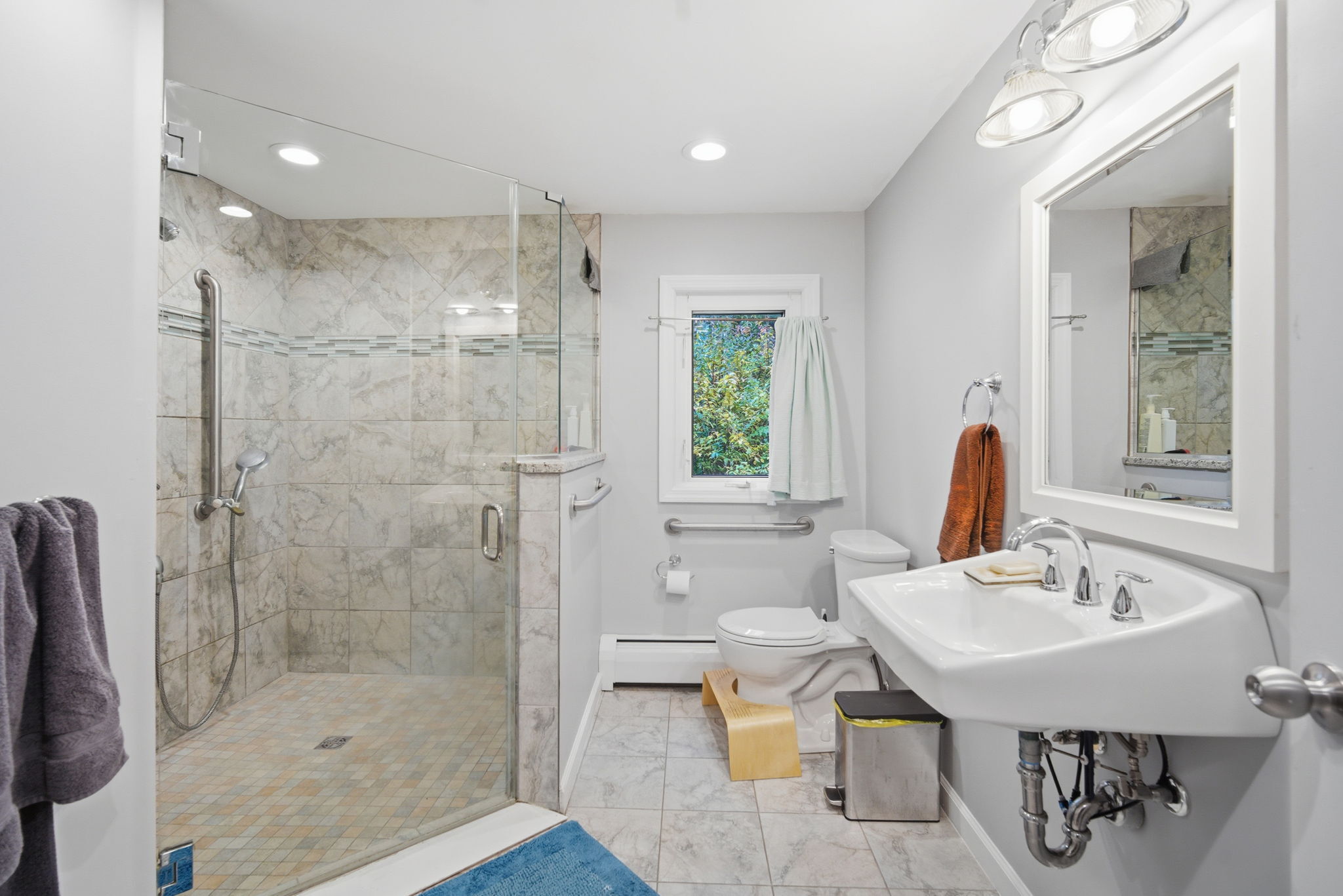 Rocky Hill, Connecticut 06067, United States, 4 Bedrooms Bedrooms, ,3 BathroomsBathrooms,Residential,Active,246857