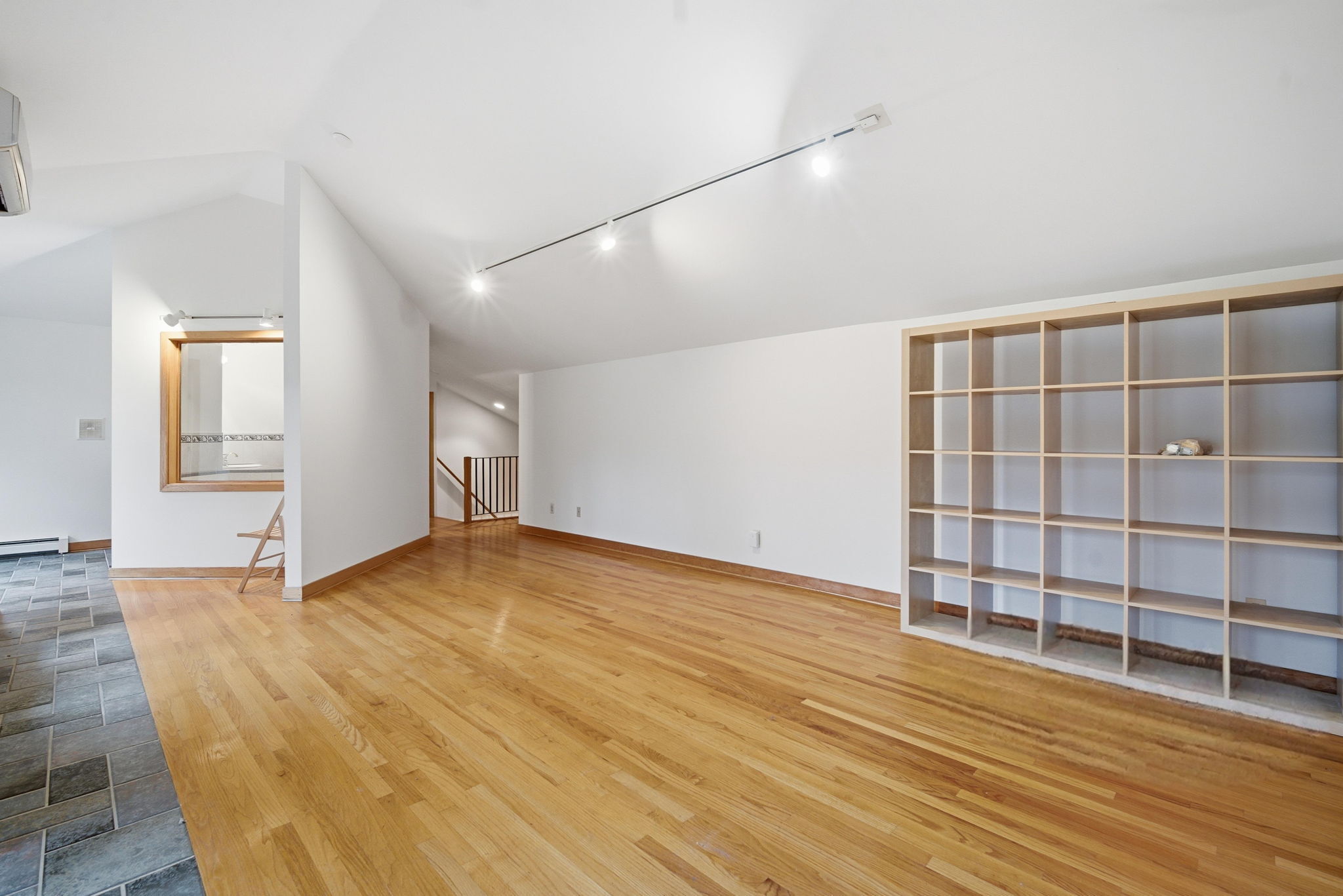 Rocky Hill, Connecticut 06067, United States, 4 Bedrooms Bedrooms, ,3 BathroomsBathrooms,Residential,Active,246857