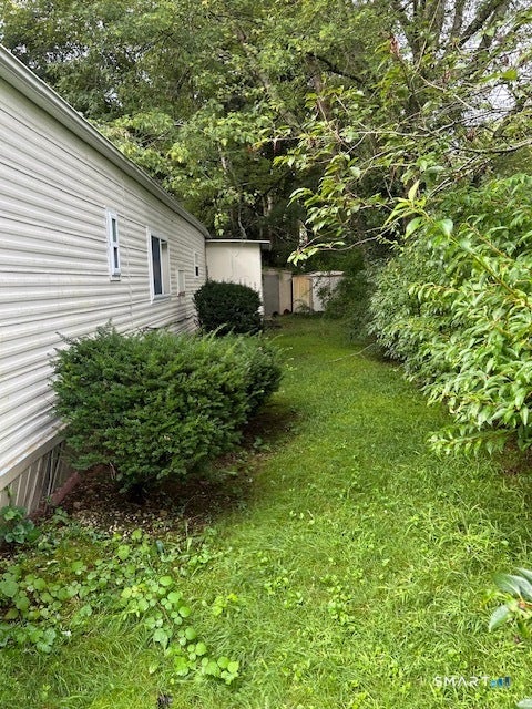 6 Woodsedge Lane