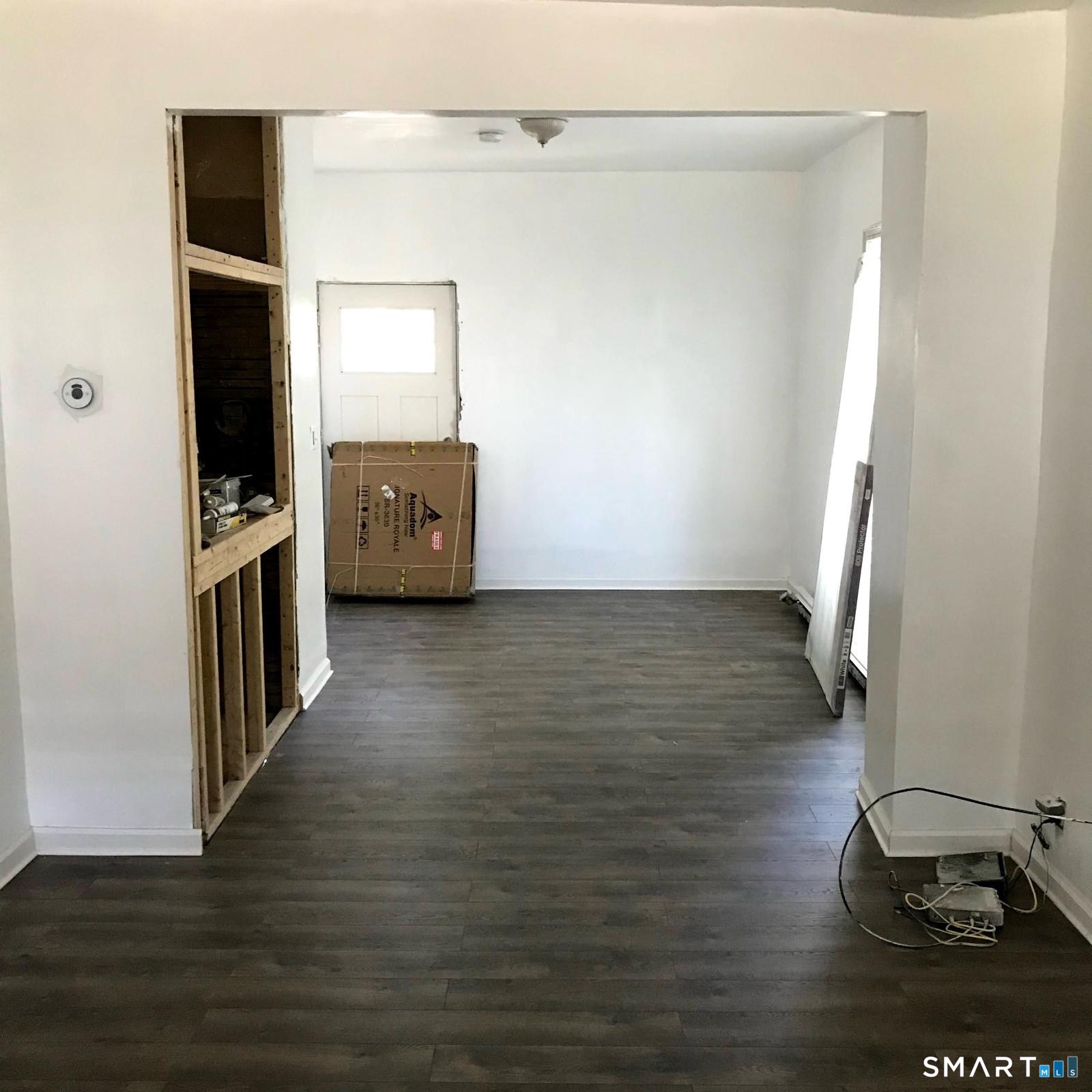 537 Hollister Avenue