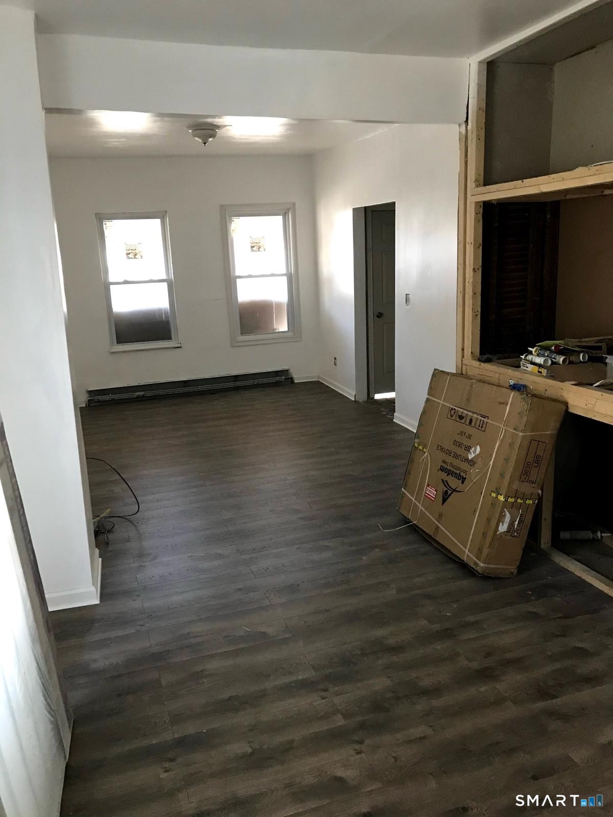 537 Hollister Avenue