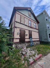 Multifamily For Sale - 649 Maple Street<br/> Bridgeport, CT 06608