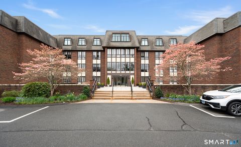Photo of 779 Prospect Avenue #4, West Hartford, CT 06105 (MLS # 24168111)