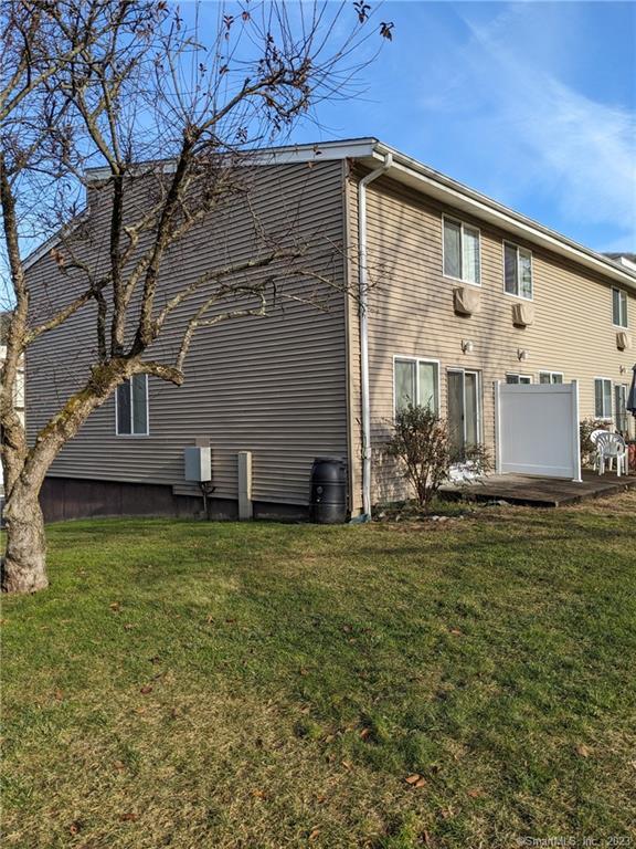 220 Main Street APT 7L