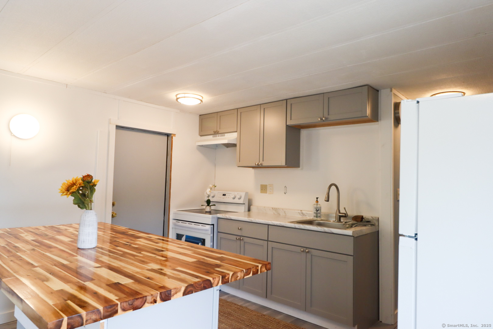 130 Noble Hill Road, Montville, Connecticut image 5