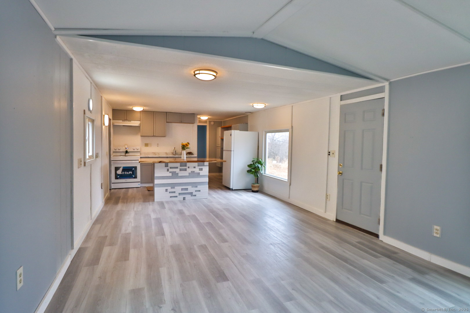 130 Noble Hill Road, Montville, Connecticut image 2