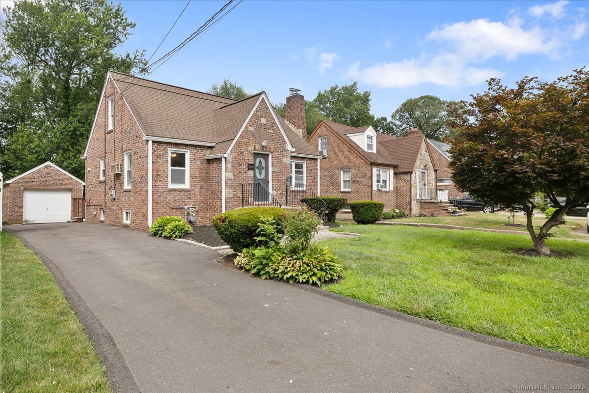 30 Cedar Crest Place