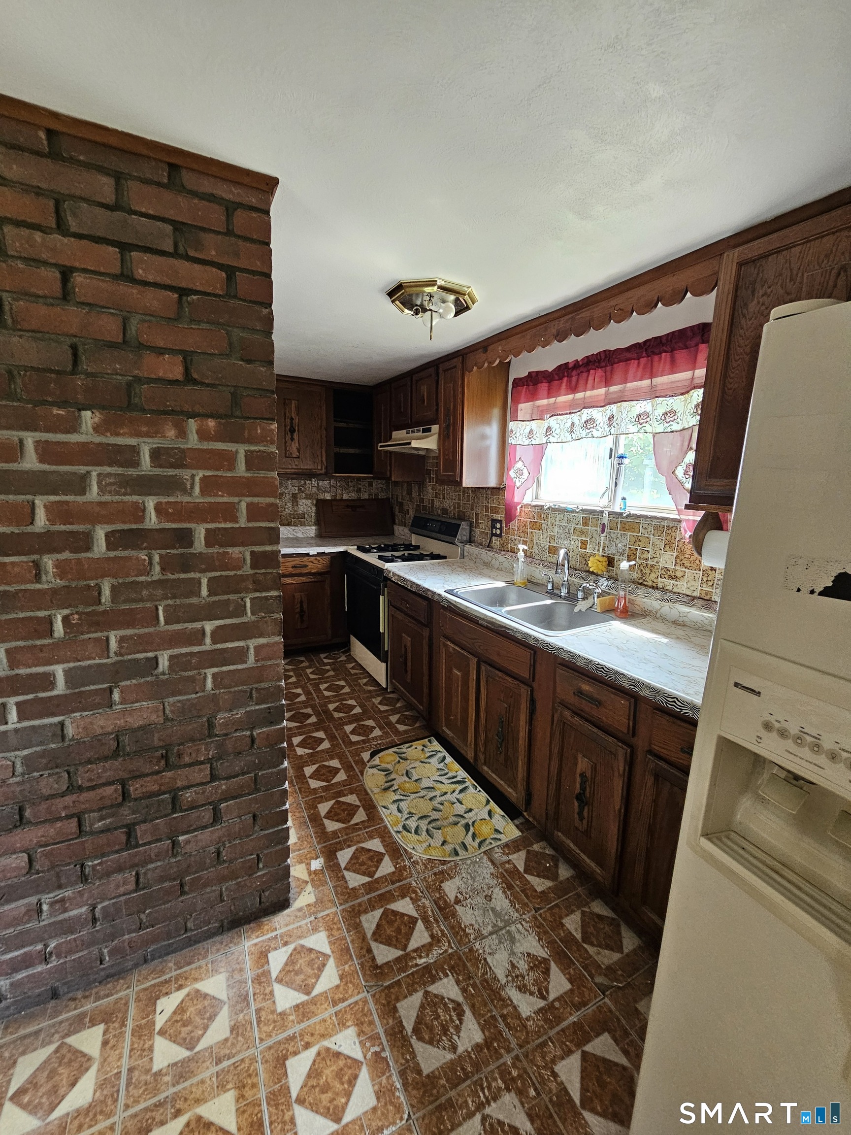 645 Silver Sands Road