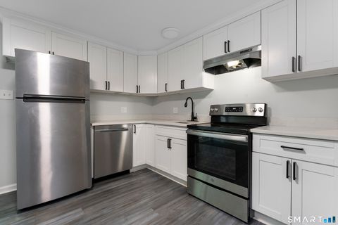 Tiny photo for 12 Kings Wood Manor #B, Shelton, CT 06484 (MLS # 24174724)