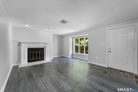 Tiny photo for 12 Kings Wood Manor #B, Shelton, CT 06484 (MLS # 24174724)
