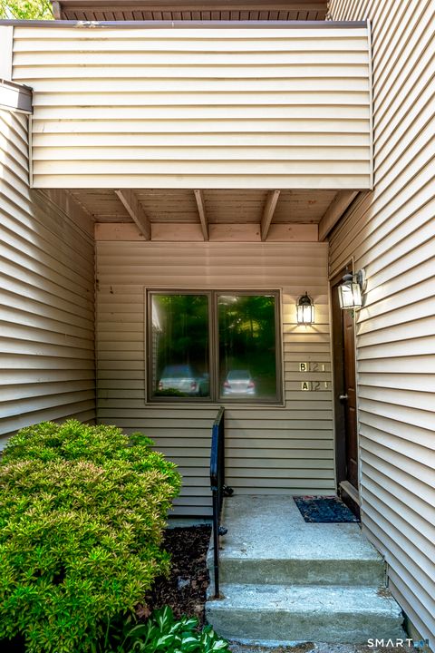 Tiny photo for 12 Kings Wood Manor #B, Shelton, CT 06484 (MLS # 24174724)