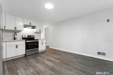 Tiny photo for 12 Kings Wood Manor #B, Shelton, CT 06484 (MLS # 24174724)