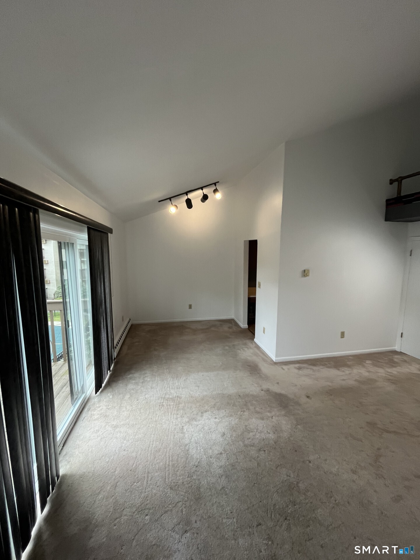 38 Padanaram Avenue 35