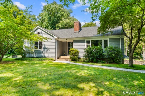 Photo of 29 Mohawk Drive, Easton, CT 06612 (MLS # 24210967)