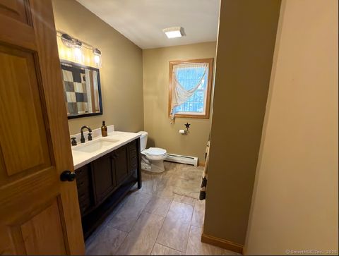 Tiny photo for 15 Ryler Court, Thompson, CT 06255 (MLS # 24135357)