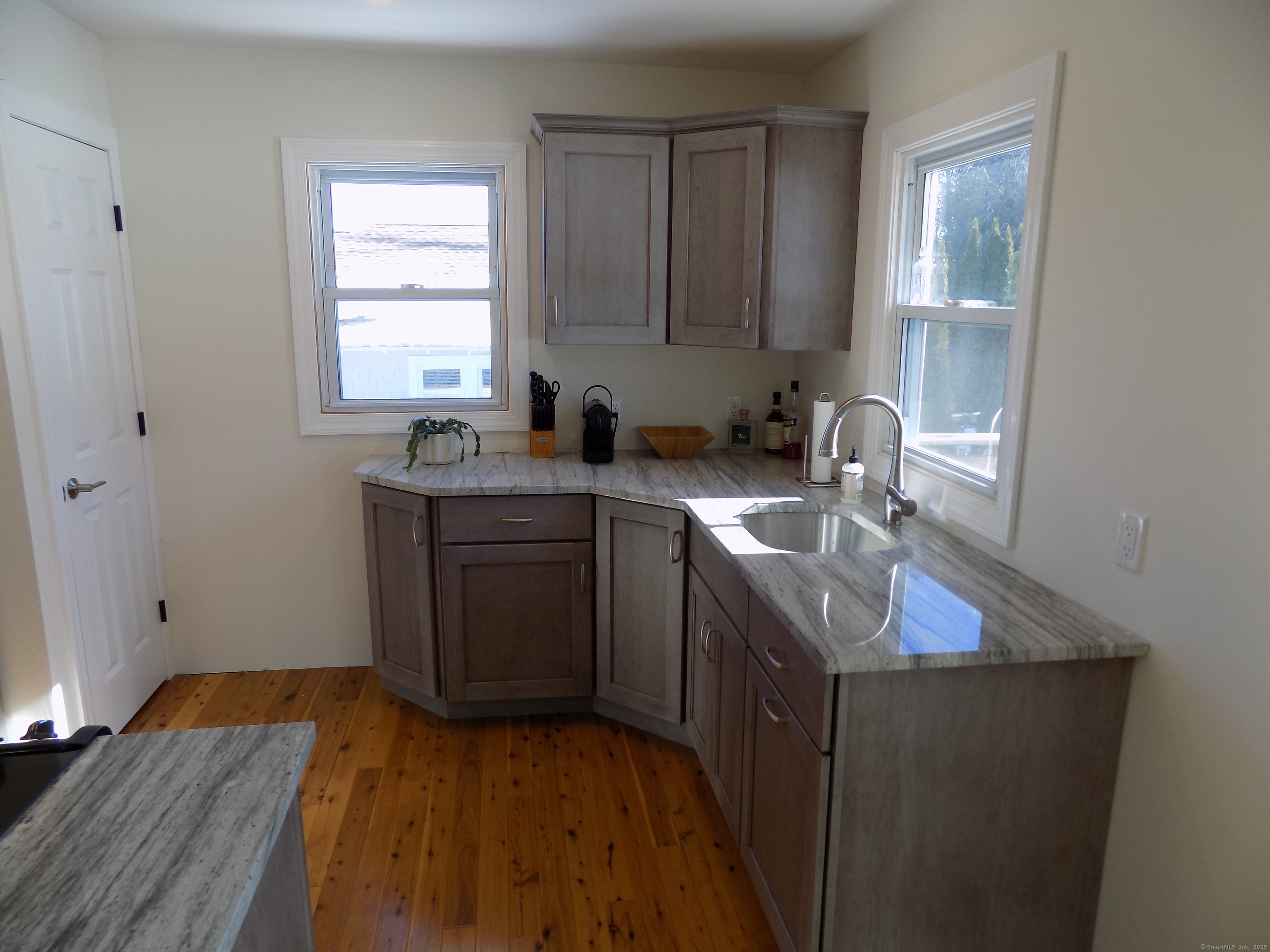 17 Hickory Street, Plymouth, Connecticut image 5