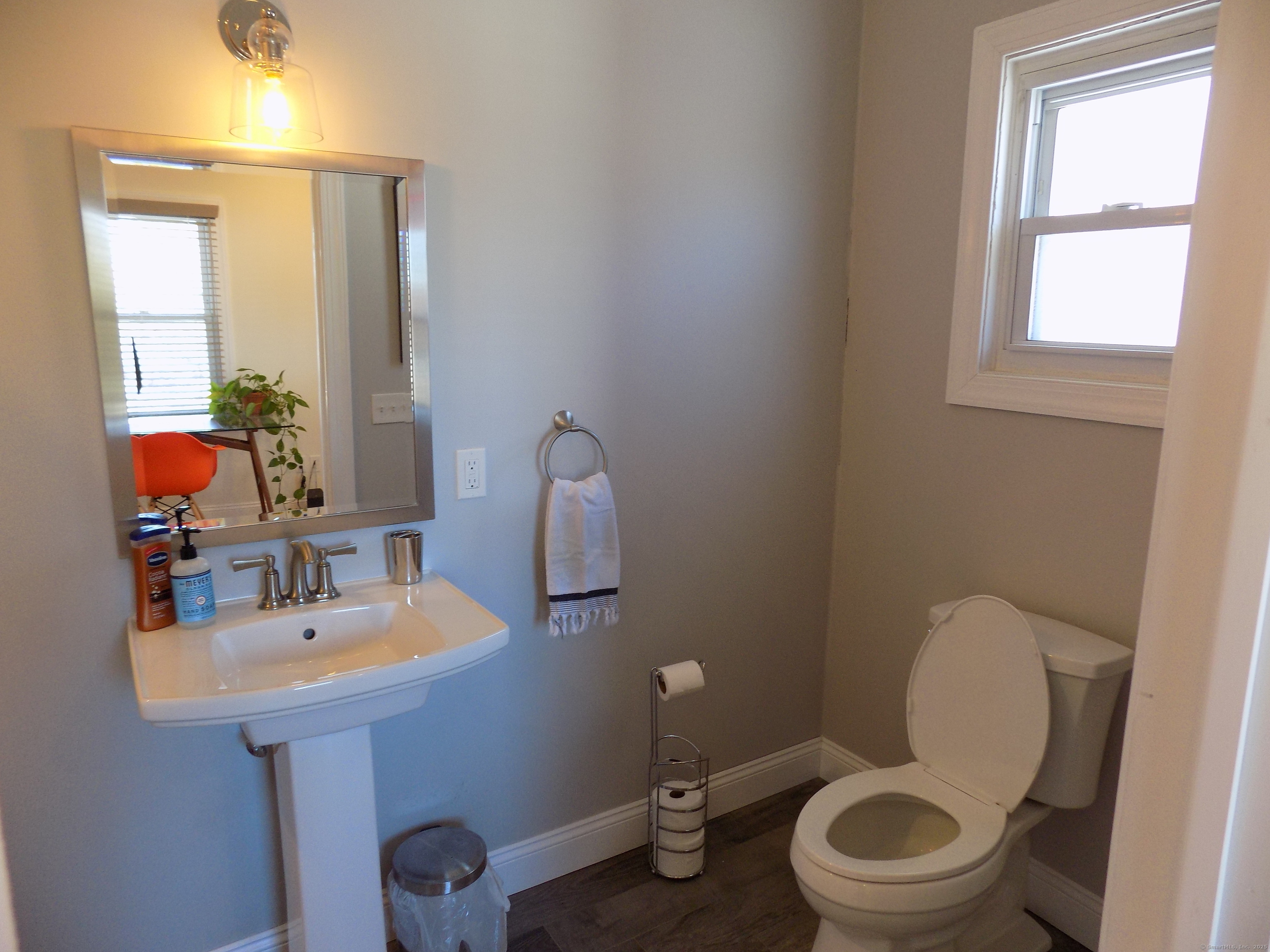 17 Hickory Street, Plymouth, Connecticut image 16