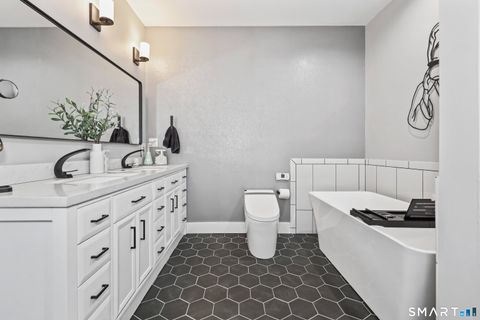 Tiny photo for 101 Turtlebrook Lane #101, Bristol, CT 06010 (MLS # 24157234)