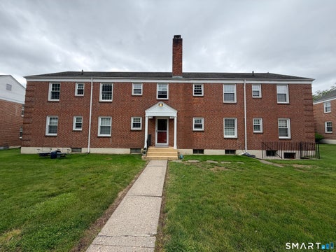Multifamily For Rent - 3 Grennan Road #4<br/> West Hartford, CT 06107