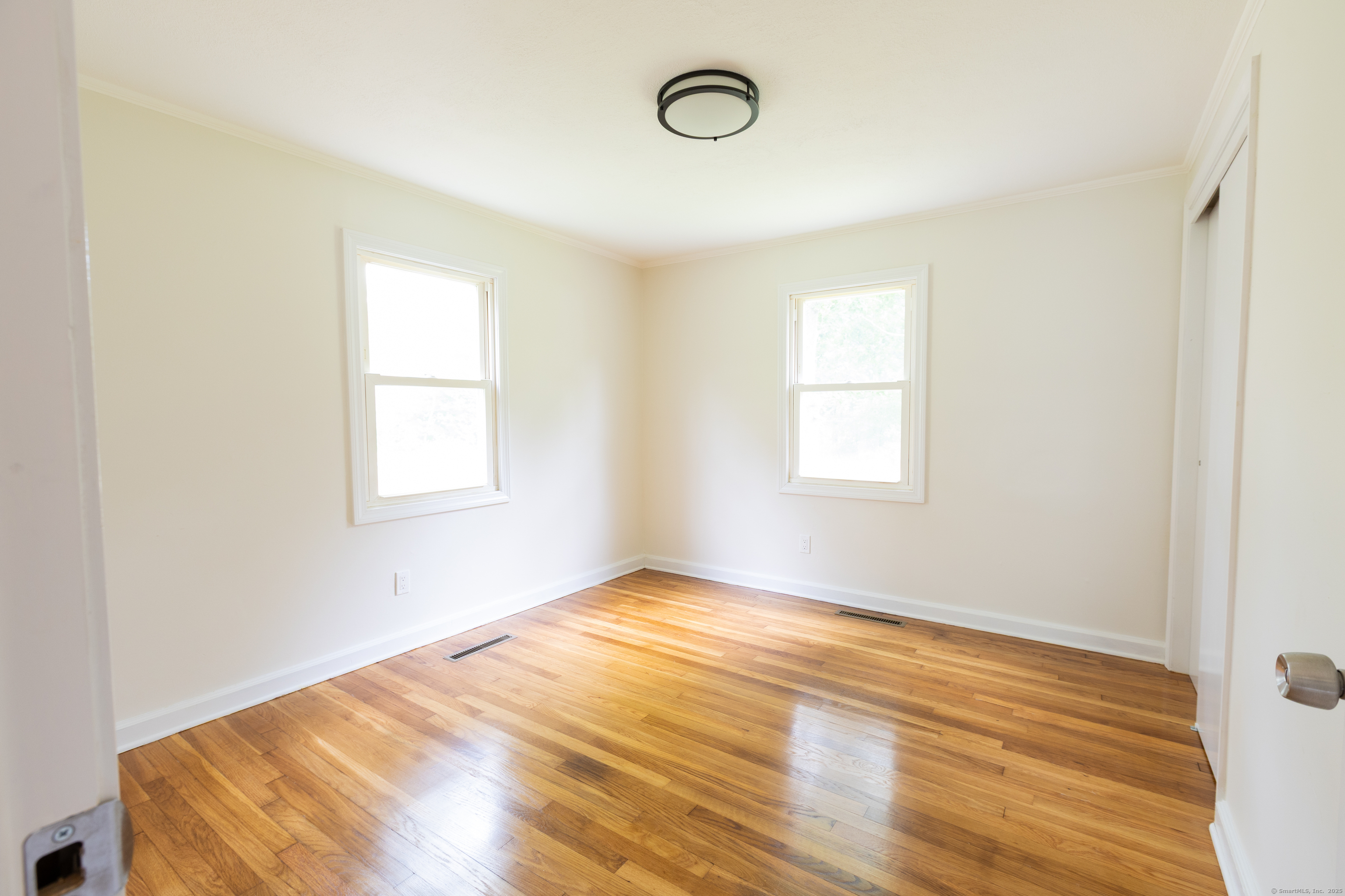 38 Dinwoodie Drive, North Branford, Connecticut image 13