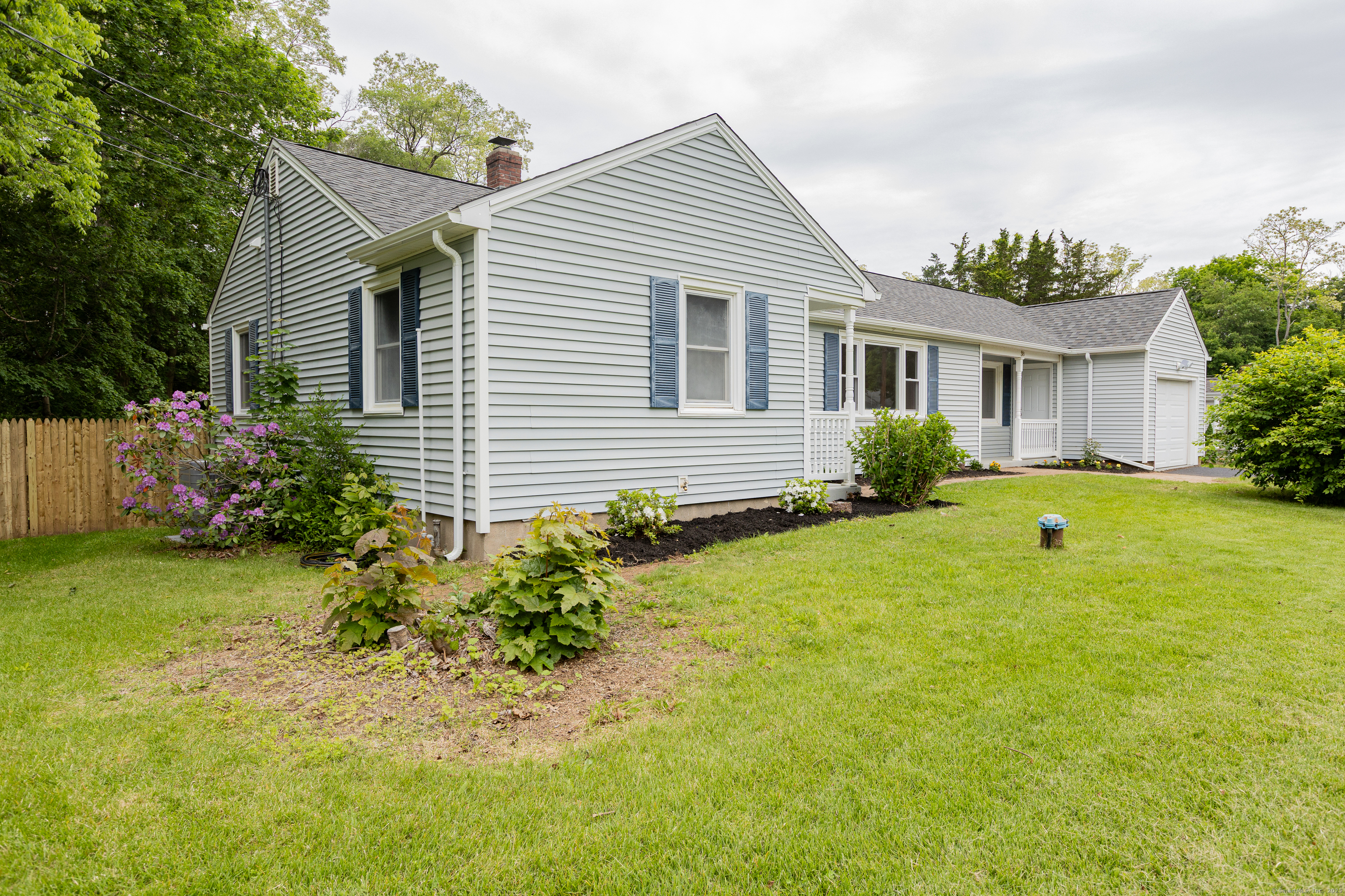 38 Dinwoodie Drive, North Branford, Connecticut image 2