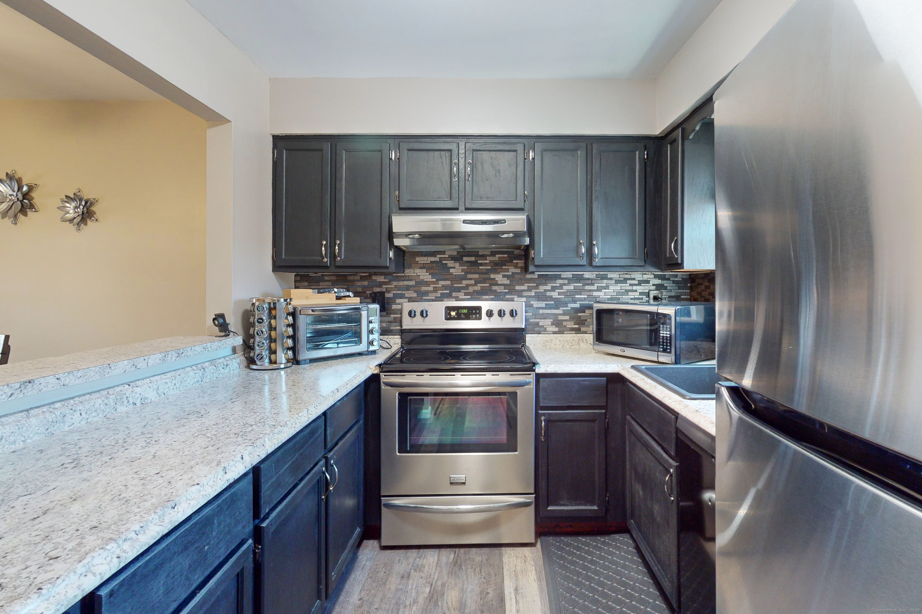 81 Aspetuck Village #81, New Milford, Connecticut image 16