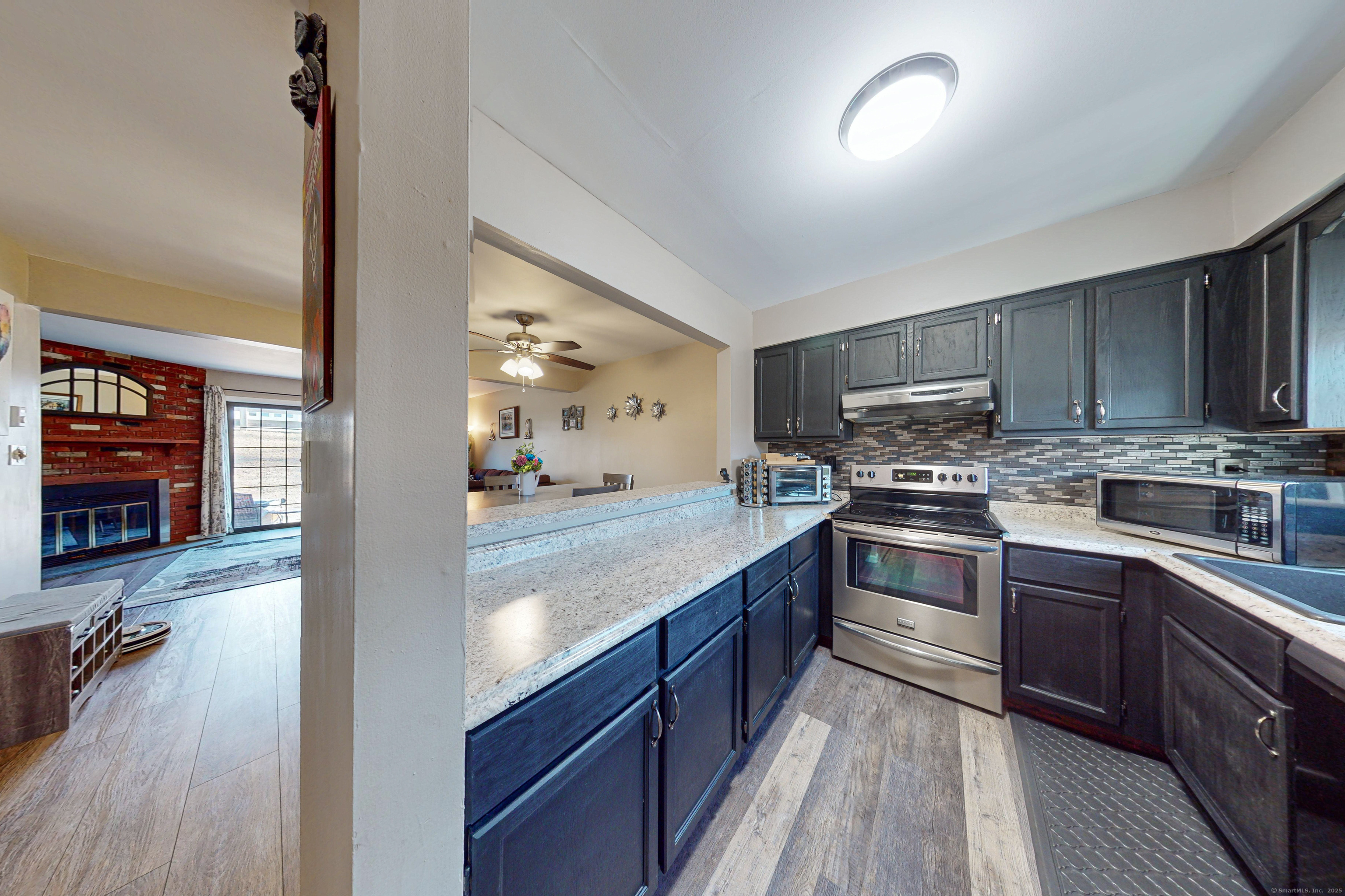 81 Aspetuck Village #81, New Milford, Connecticut image 15