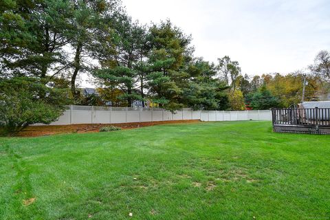 Tiny photo for 4 Blueberry Place, Cheshire, CT 06410 (MLS # 24134461)