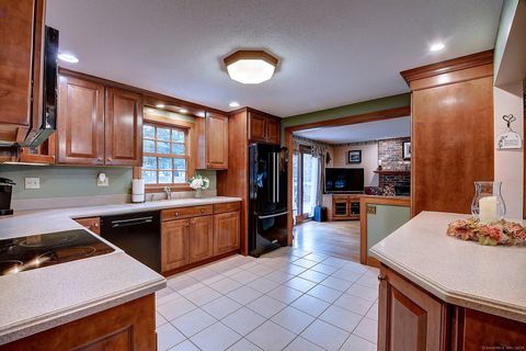 Tiny photo for 4 Blueberry Place, Cheshire, CT 06410 (MLS # 24134461)