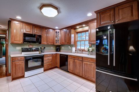 Tiny photo for 4 Blueberry Place, Cheshire, CT 06410 (MLS # 24134461)
