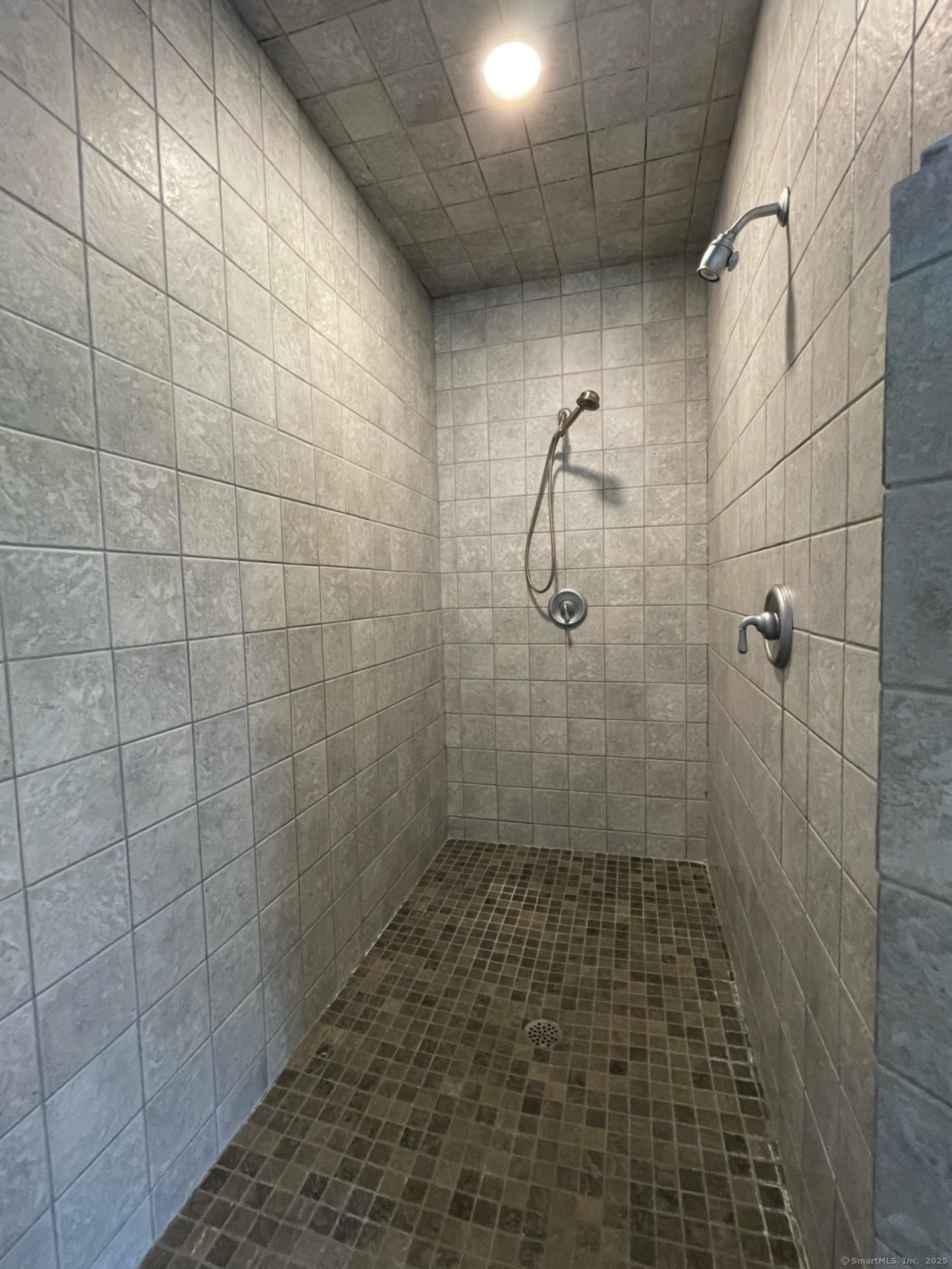 39 Quanopaug Trail, Woodbury, Connecticut image 20