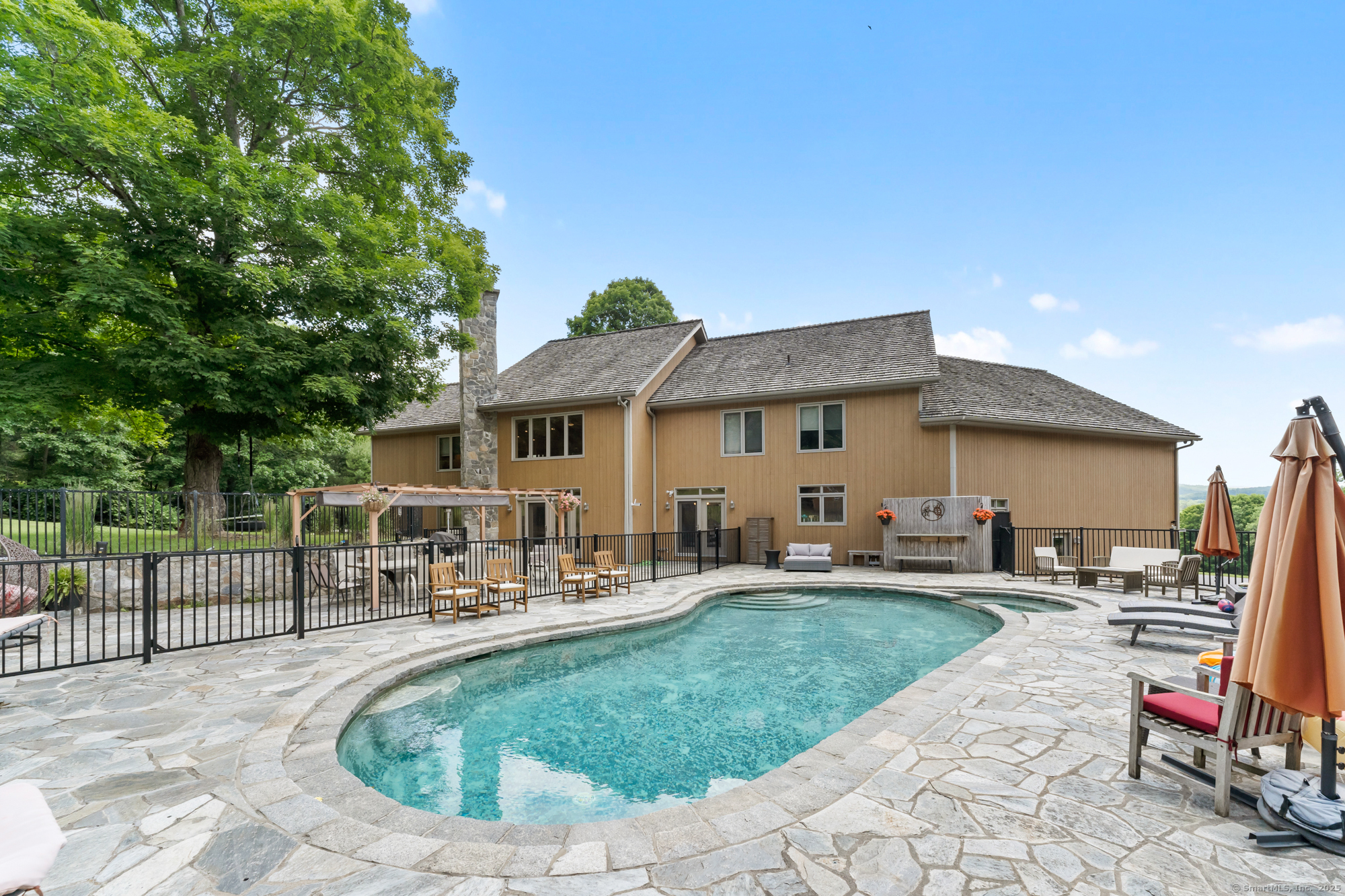 39 Quanopaug Trail, Woodbury, Connecticut image 33