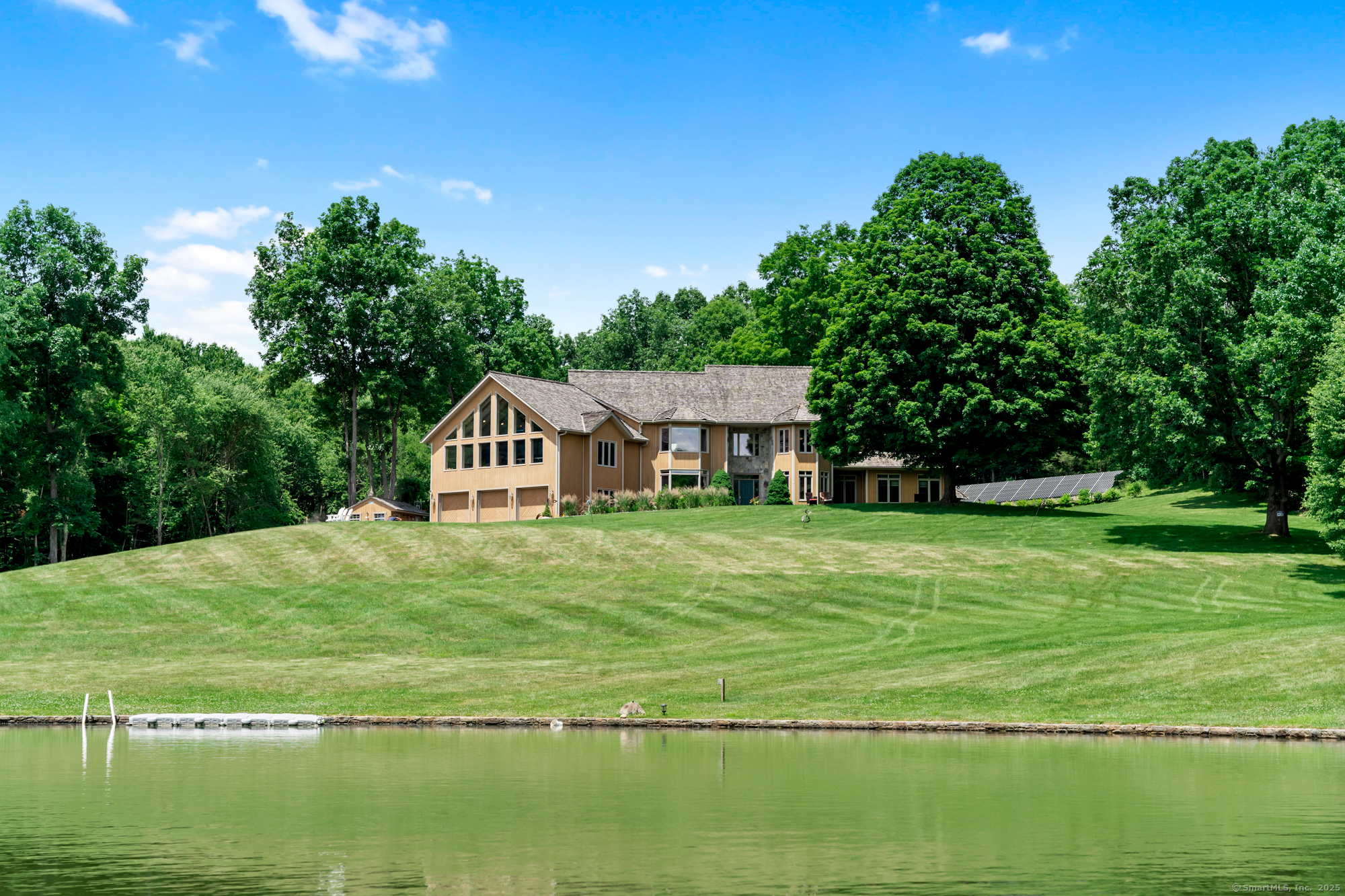 39 Quanopaug Trail, Woodbury, Connecticut image 1