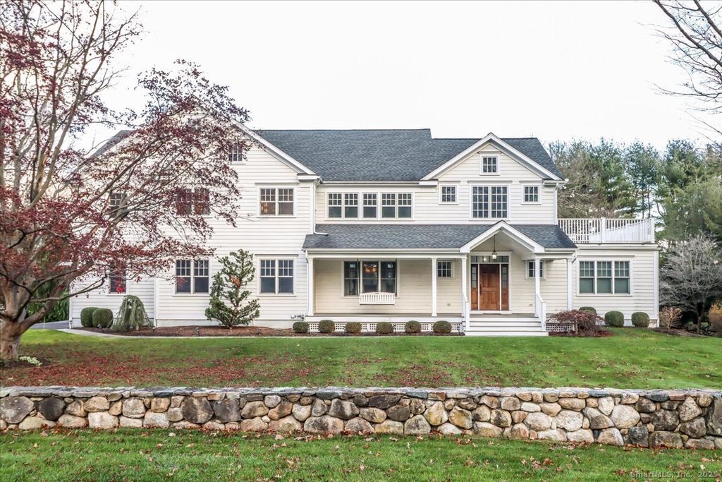 Photo of 226 Putnam Road, New Canaan, CT 06840 (MLS # 24143720)